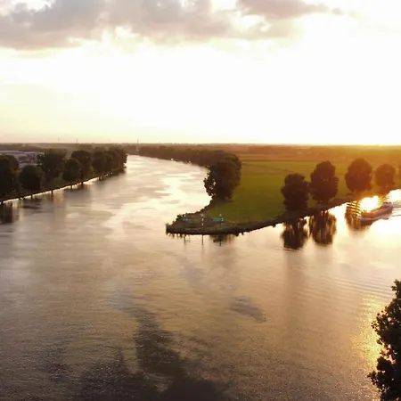 Πανσιόν De Harmonie *